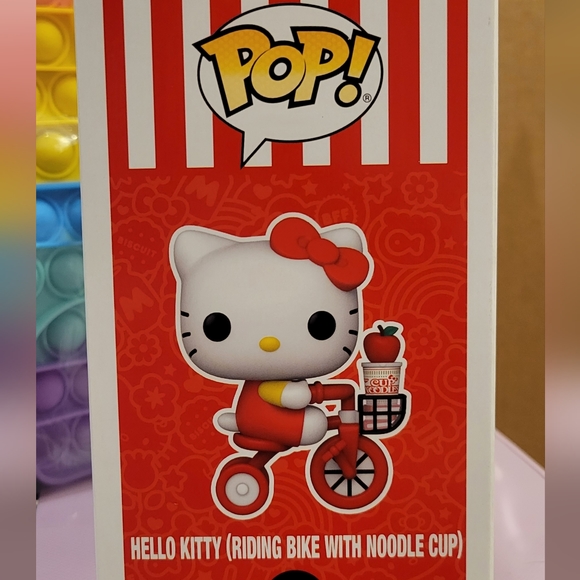Hello KITTY Funko # 45 + Pop it Fidget Hello Kitty - Picture 11 of 16